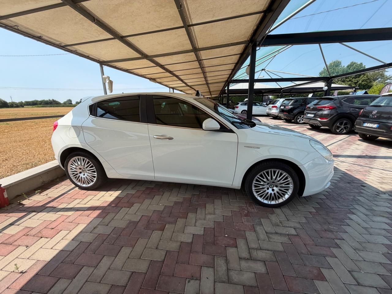 Alfa Romeo Giulietta 1.6 JTDm-2 105 CV Exclusive