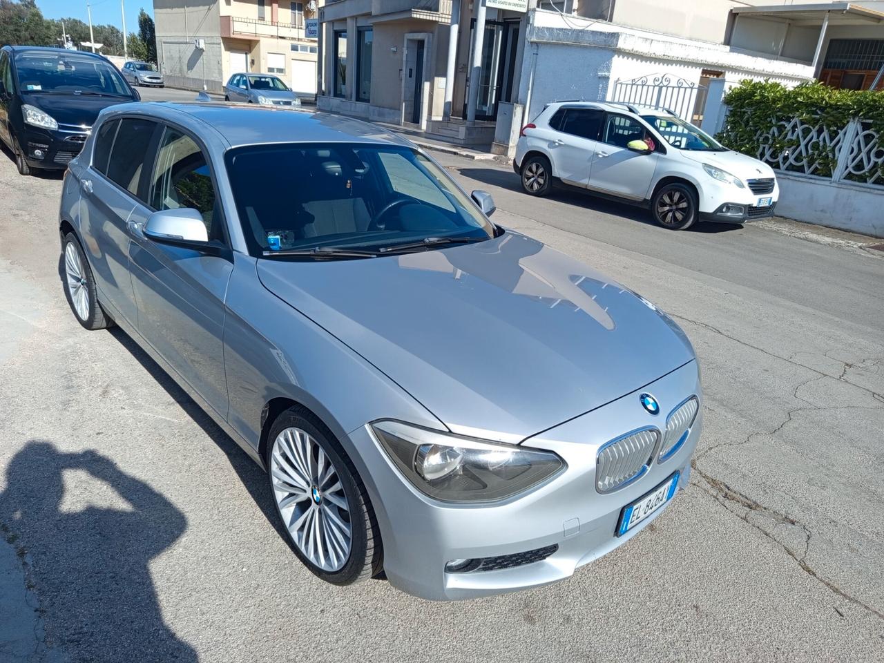 Bmw 116d 5p. Urban