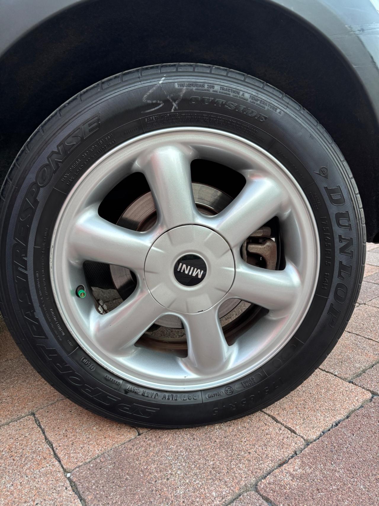 Mini 1.6 16V One (55kW)