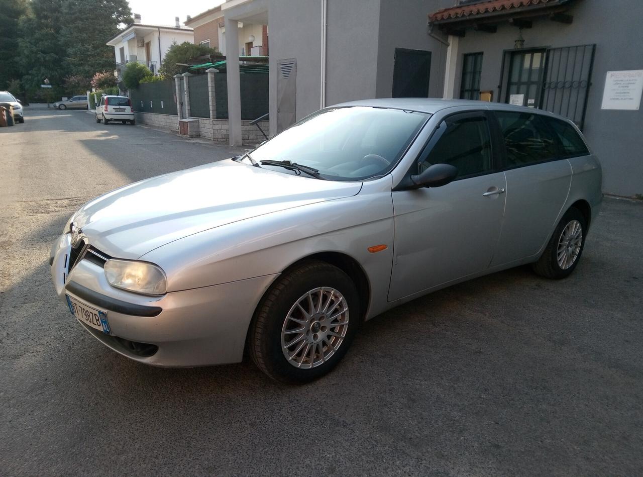 Alfa Romeo 156 1.6i 16V Twin Spark cat Sportwagon Progression