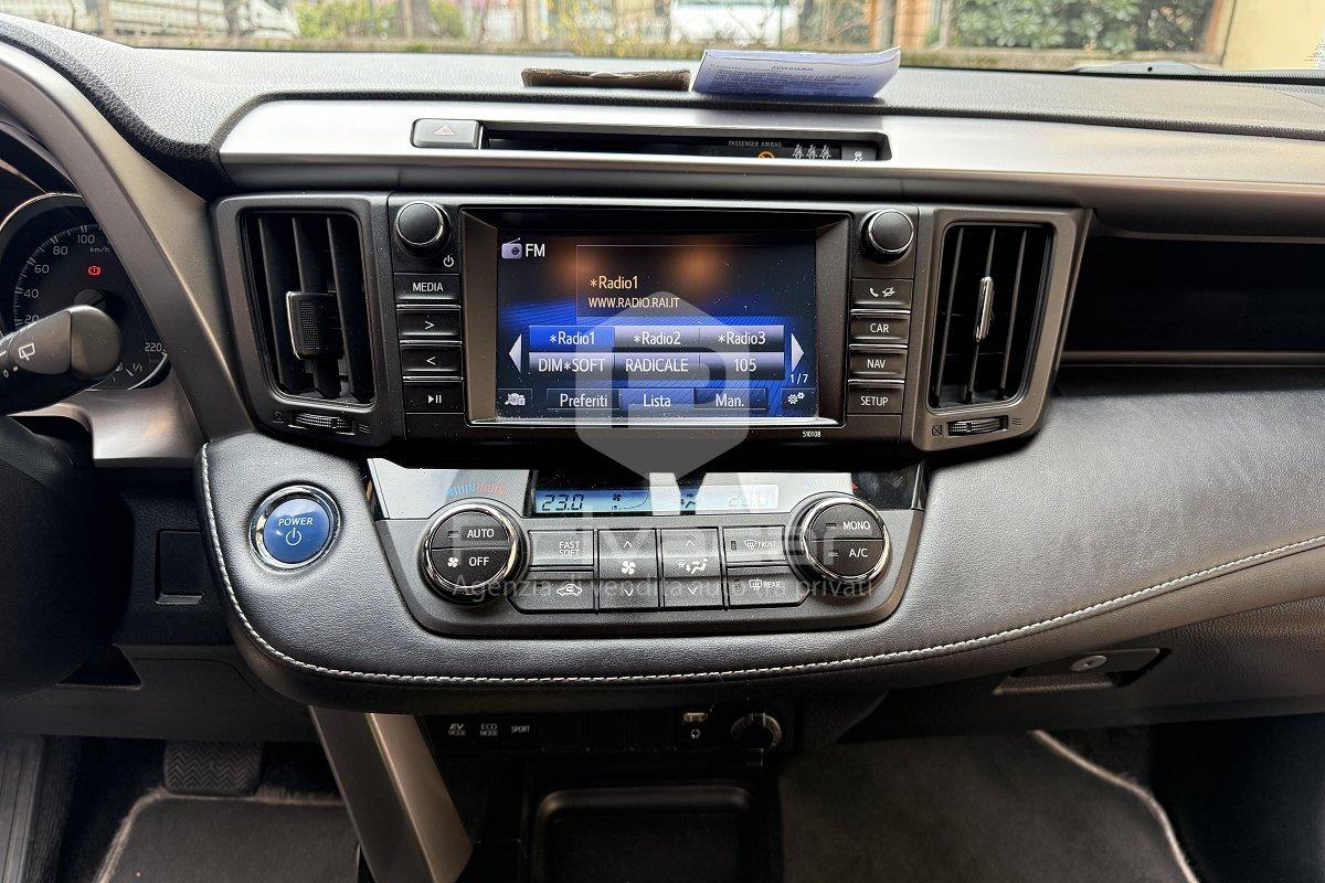 TOYOTA RAV4 2.5 Hybrid 2WD Lounge