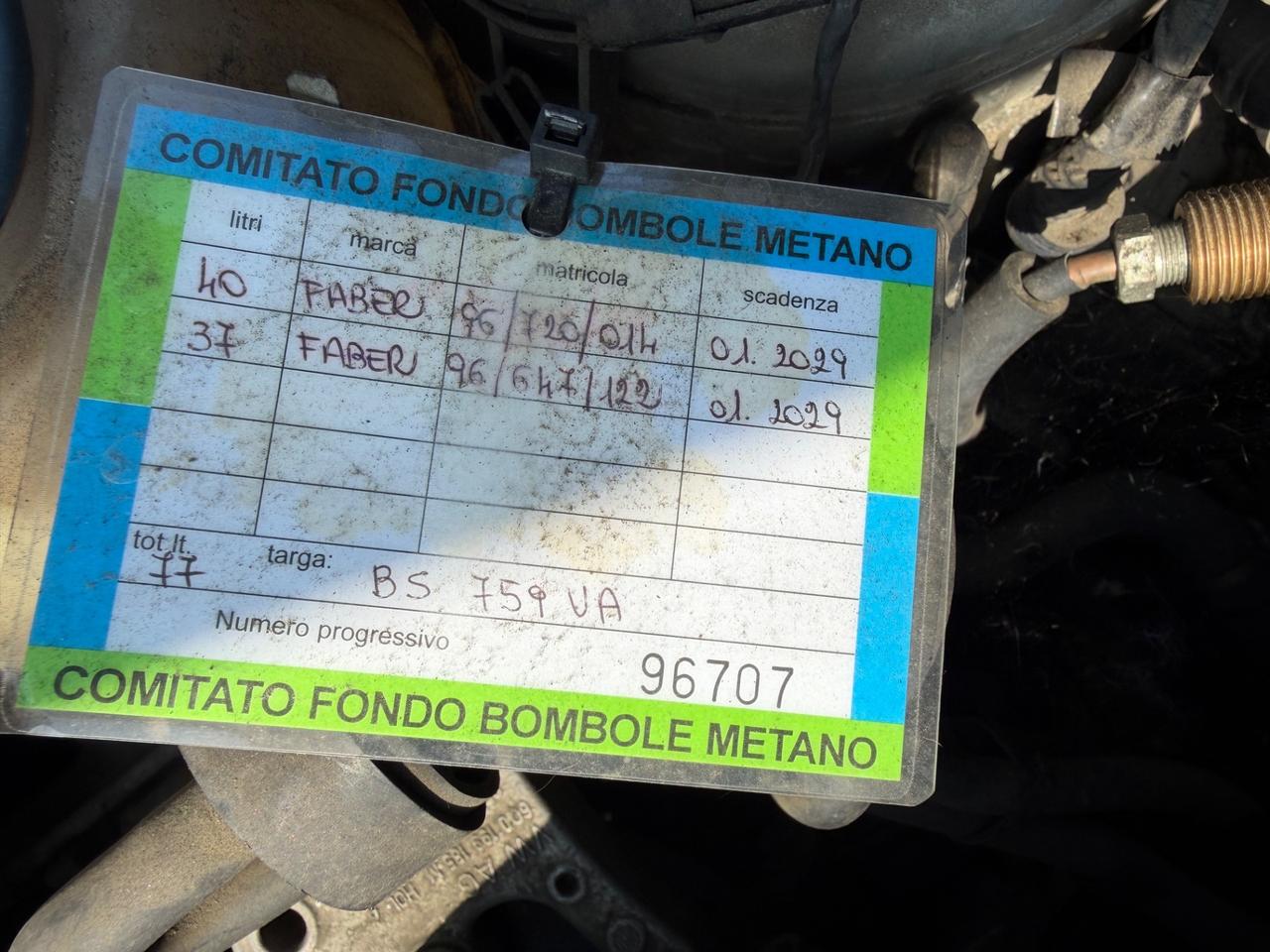 Volkswagen Polo 1.4 metano