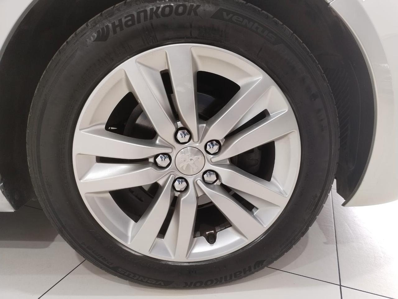 Peugeot 308 BlueHDi 100 S&S Active