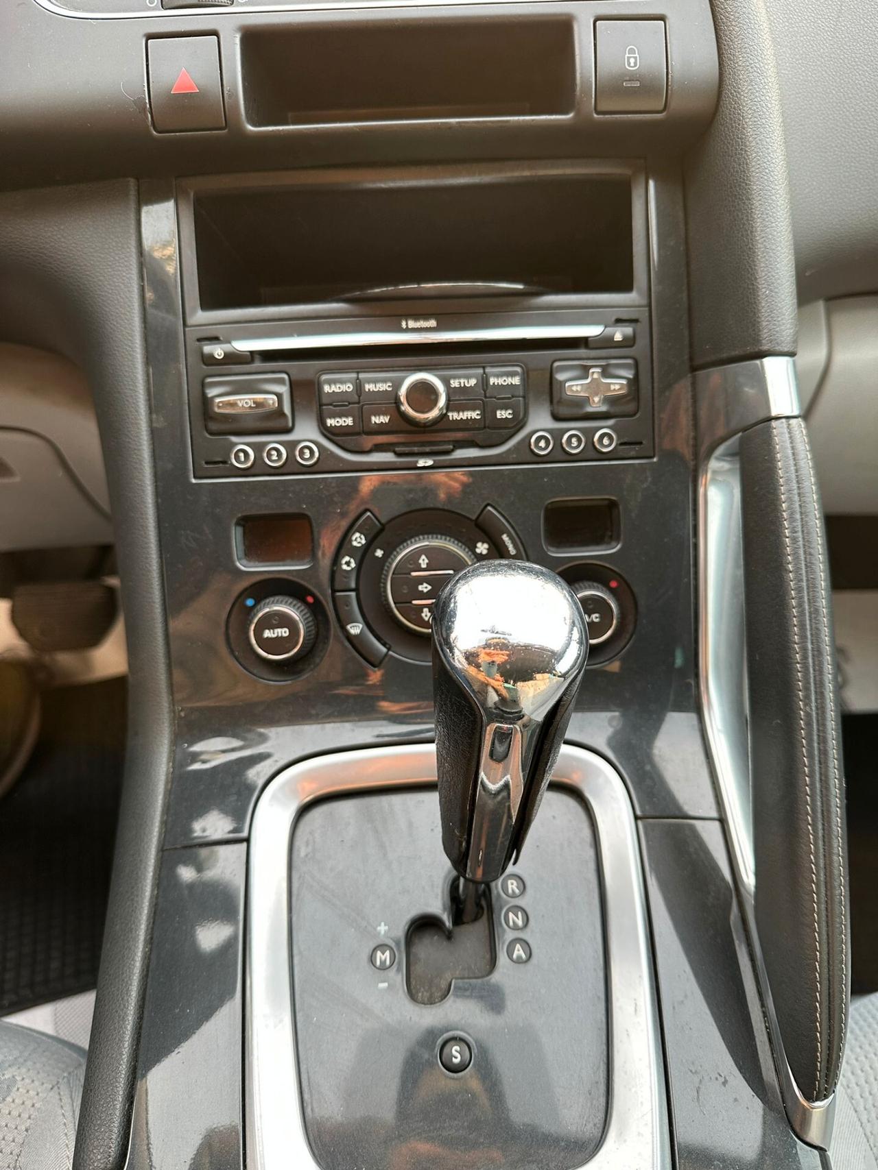 Peugeot 3008 1.6 HDi 110CV Premium