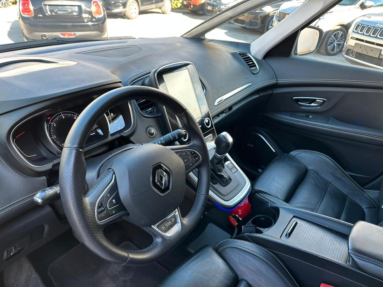 Renault Grand Scenic dCi Initiale Paris 120 cv - 2021