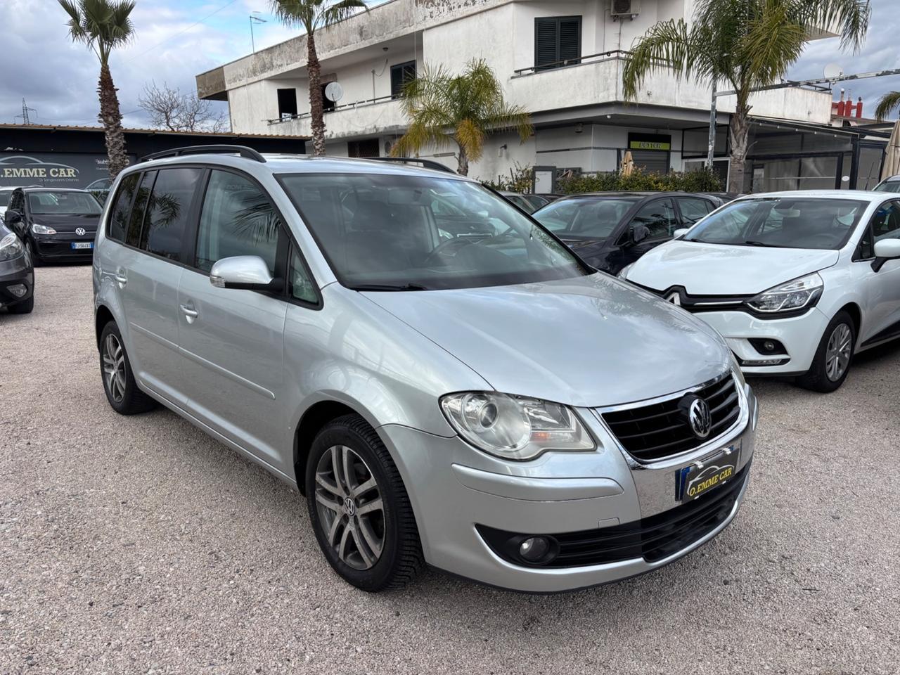 VW TOURAN 2.0 TDI 140CV HIGHLINE