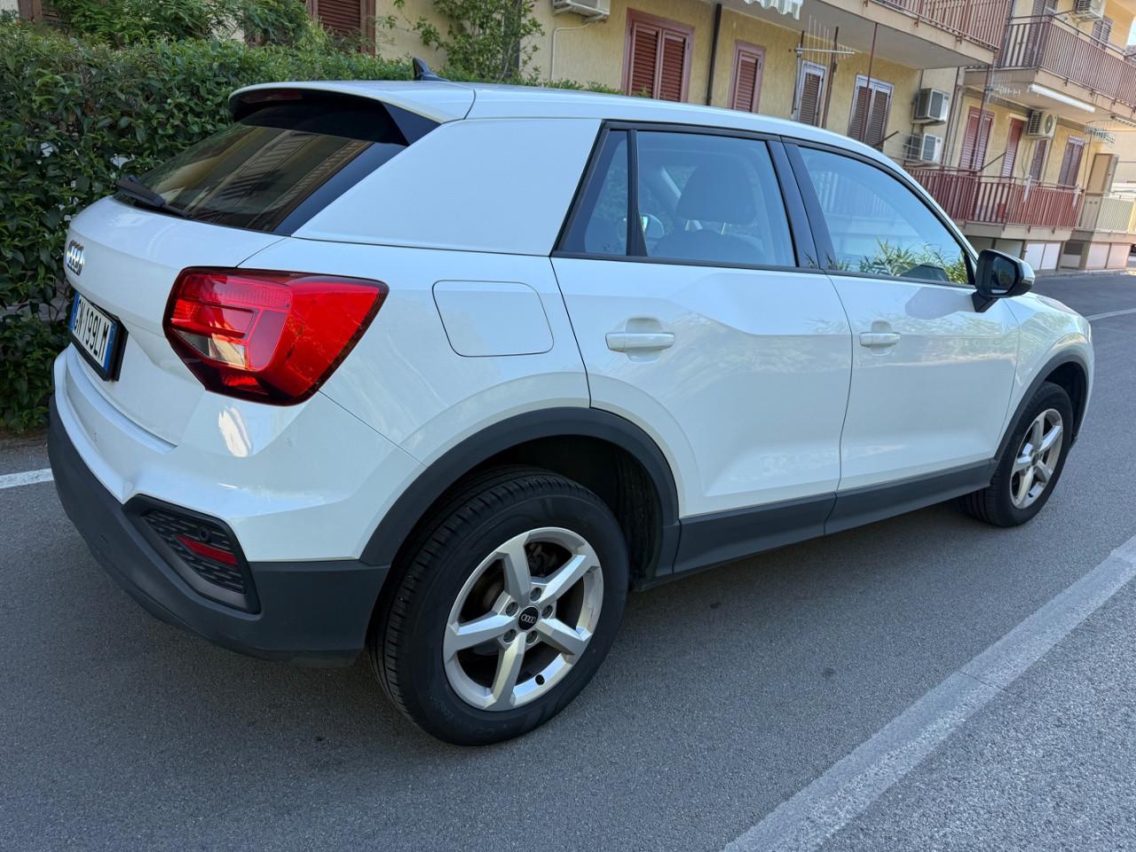 Audi Q2 30 2.0 tdi Business s-tronic