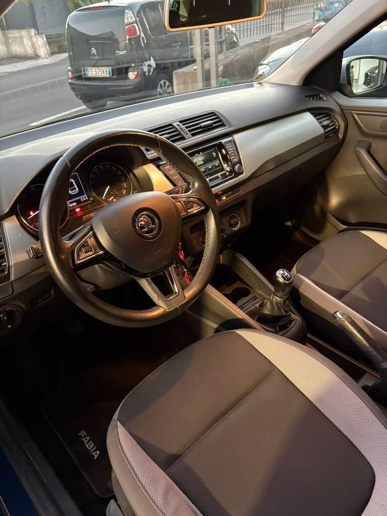 Skoda Fabia 1.0 MPI 60 CV Design Edition