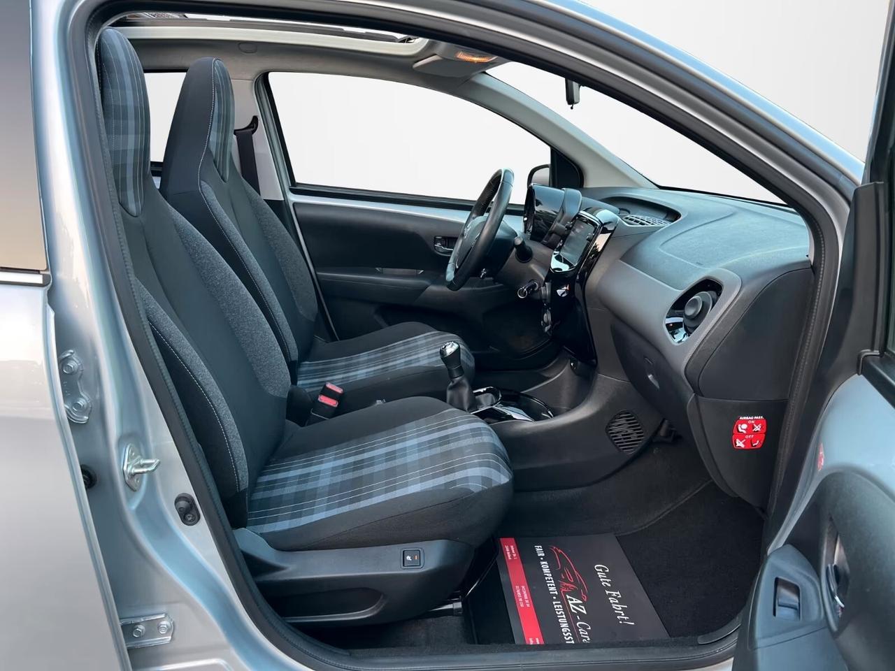 Peugeot 108 VTi 72 5 porte Allure