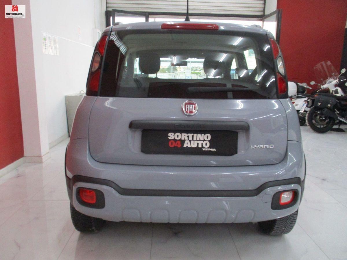 FIAT Panda 1.0 S&S Hybrid City Cross-2022 KM45000