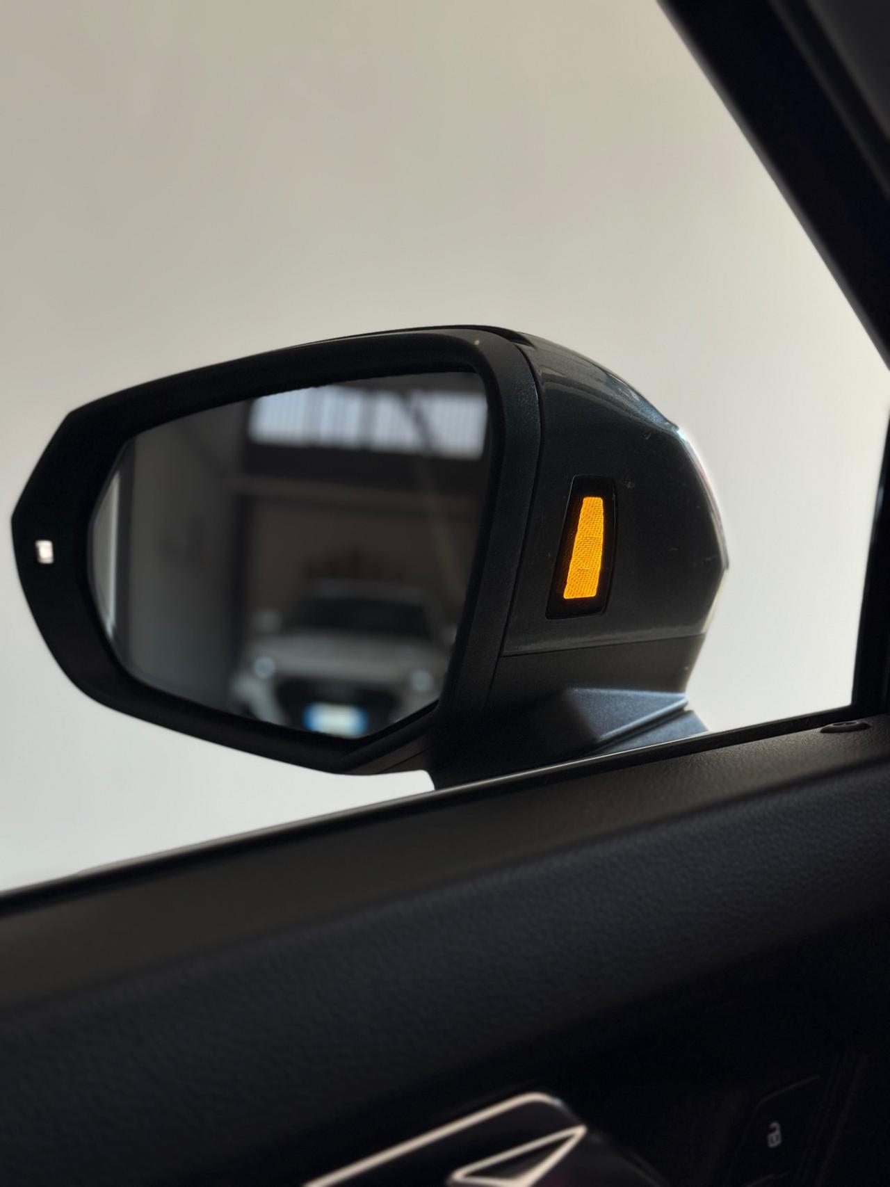 Audi Q3 35 2.0 Tdi 150CV S line TETTO/TELECAM