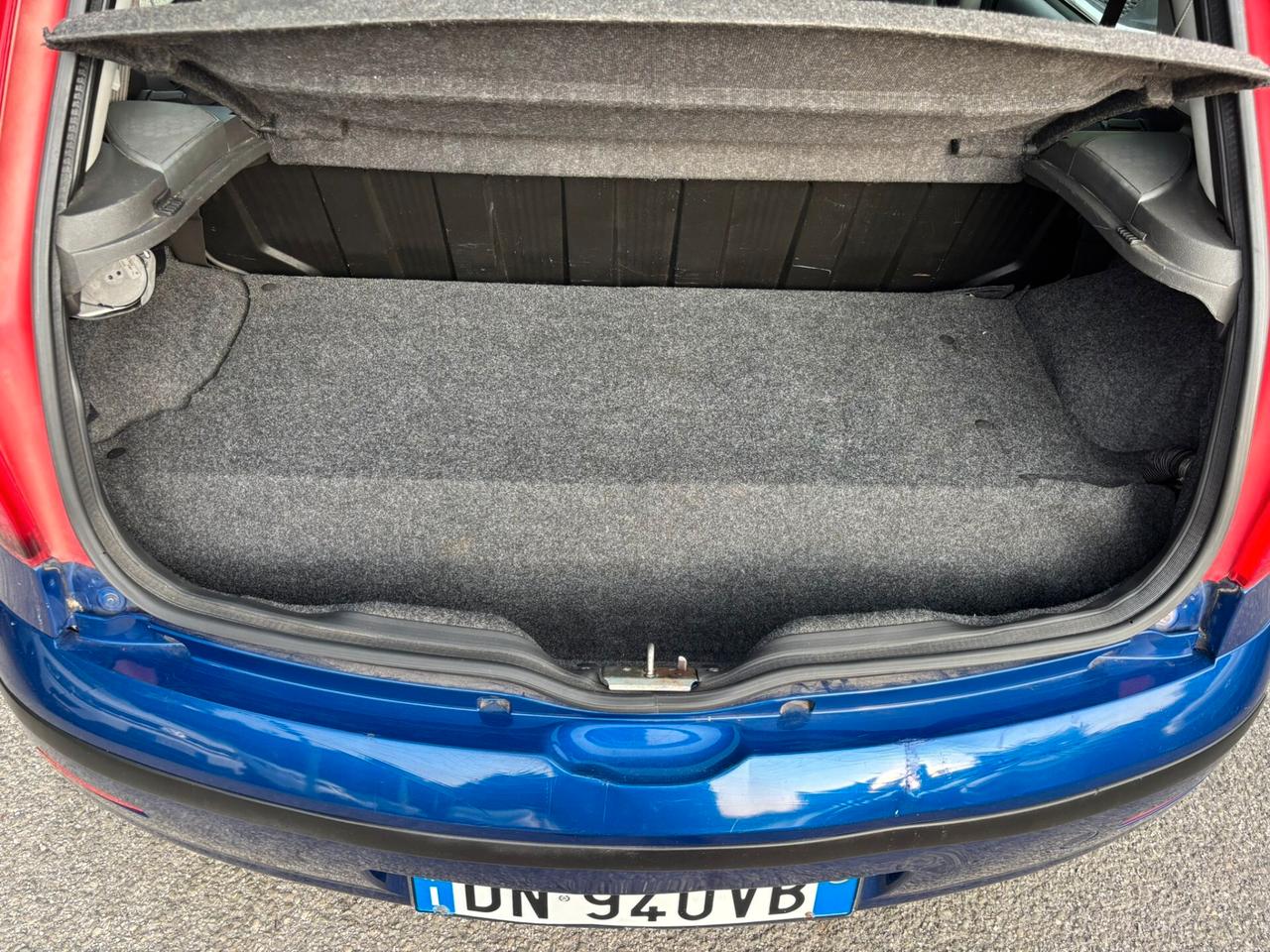Fiat Punto Classic 1.2 5 porte Natural Power OK Neopatentati