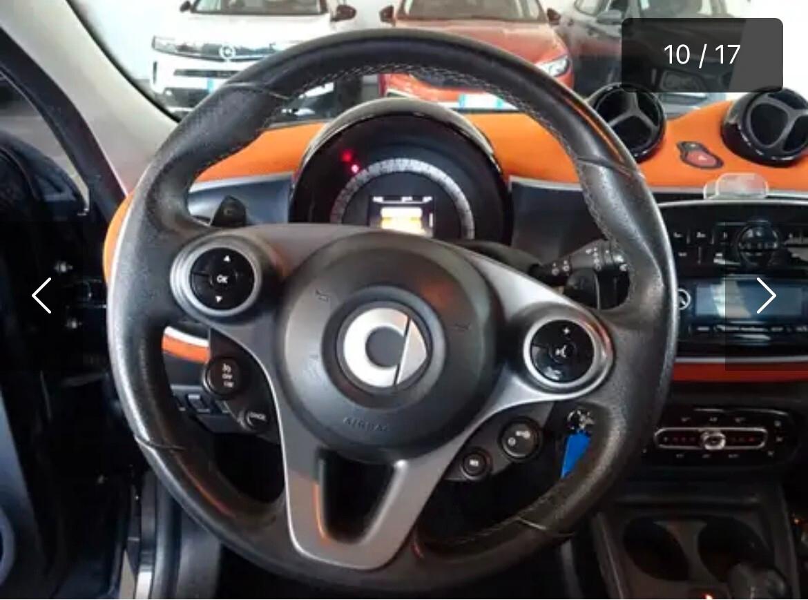 SMART FORFOUR 1000 BENZINA AUTOMATICA KM CERTIFICATI UNICO PROPRIETARIO 2016