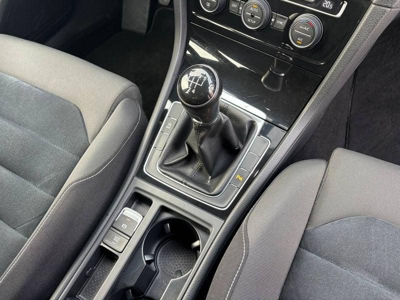 Volkswagen Golf CINGHIA NUOVA 1.6 Diesel 105cv