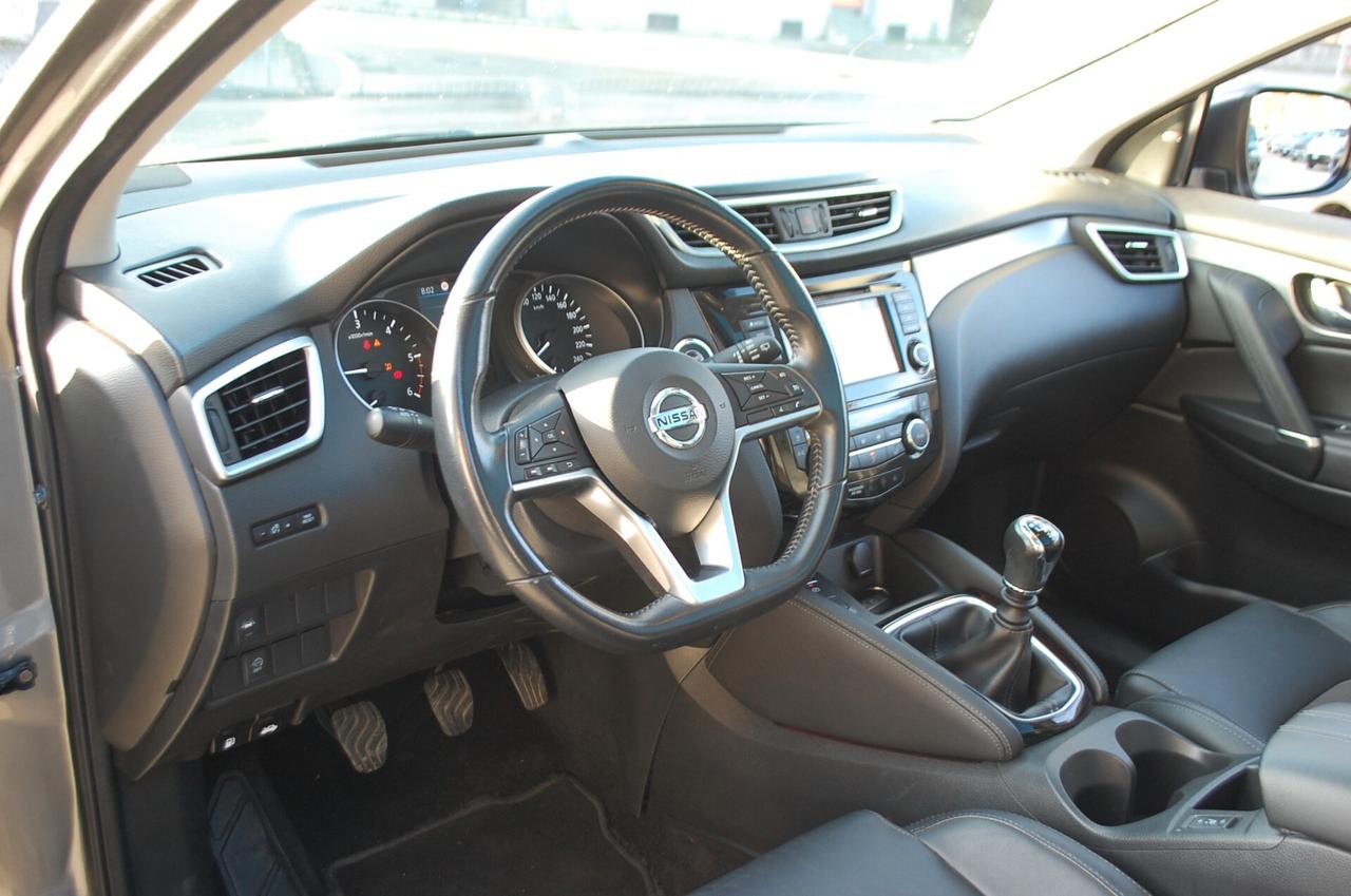 Nissan Qashqai 1.5 dci Tekna 115CV Tetto Pelle Navi USB Led