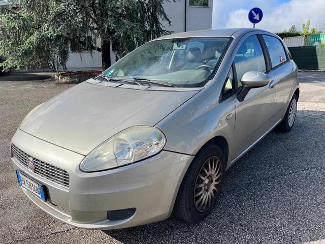 FIAT Grande Punto 1.3 MJT 75 CV 5 porte Dynamic