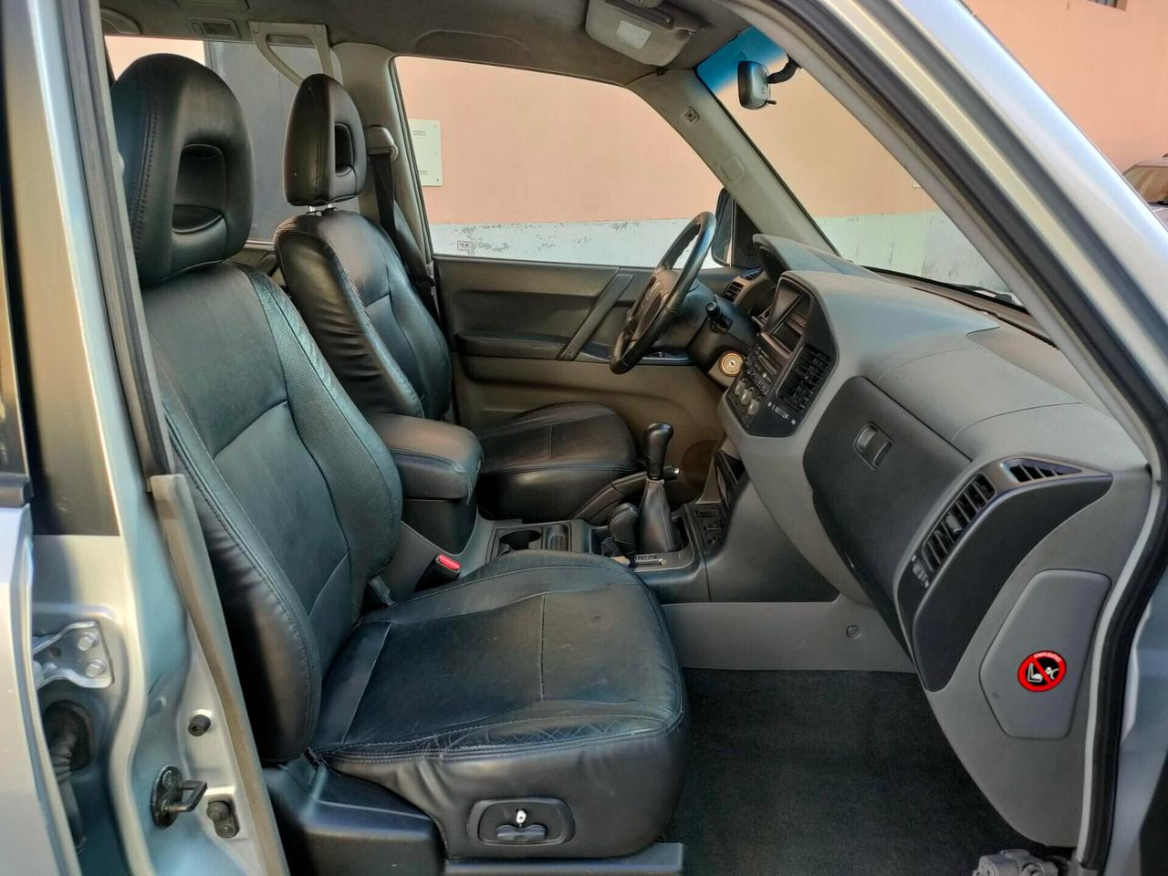 Mitsubishi Pajero 3.2 16V DI-D 7 posti e gancio