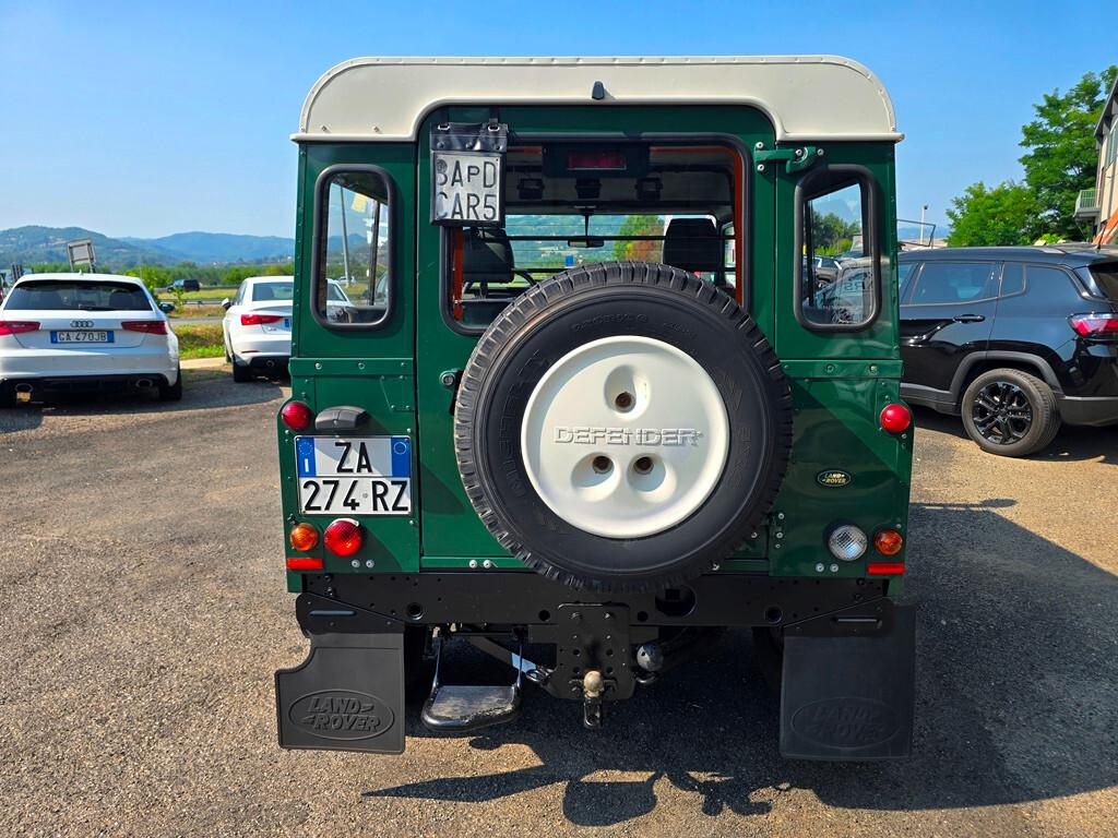 Land Rover Defender 90 2.5 Td5 Station Wagon E