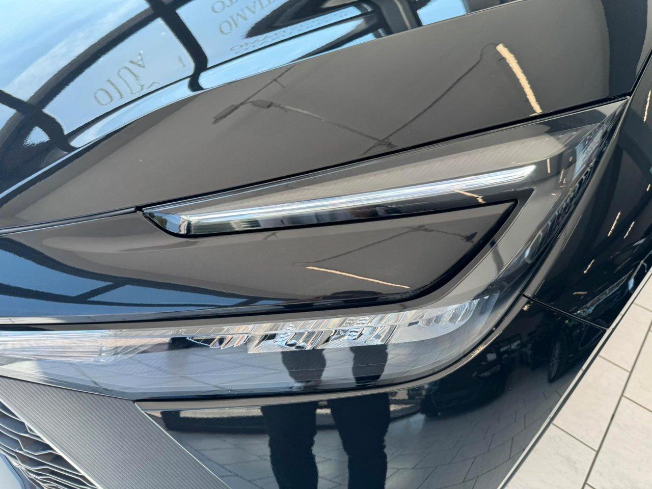 Toyota C-HR 1.8 hev Active fwd e-cvt