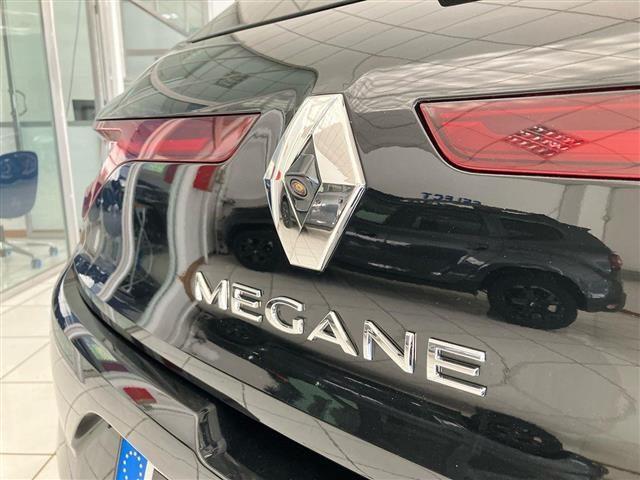 RENAULT Megane 5 Porte 1.3 TCe Intens FAP