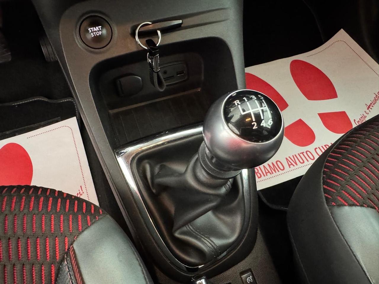 Renault Captur 1.500cc diesel/ 110cv/ 2017 / pronta consegna