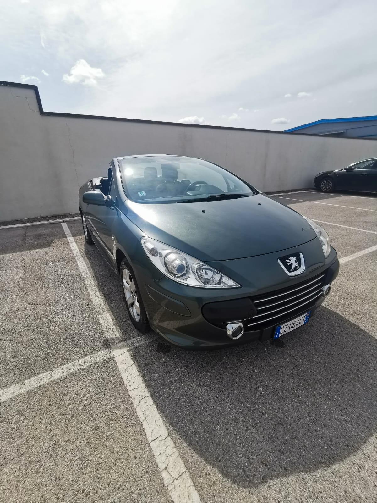 Peugeot 307 2.0 HDi FAP CC Féline