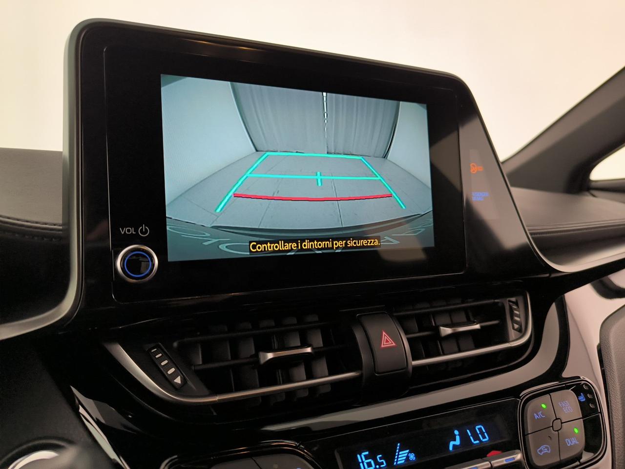 Toyota C-HR 1.8h trend e-cvt