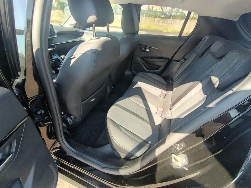 Peugeot 208 Allure Navi Pack 100 S/S