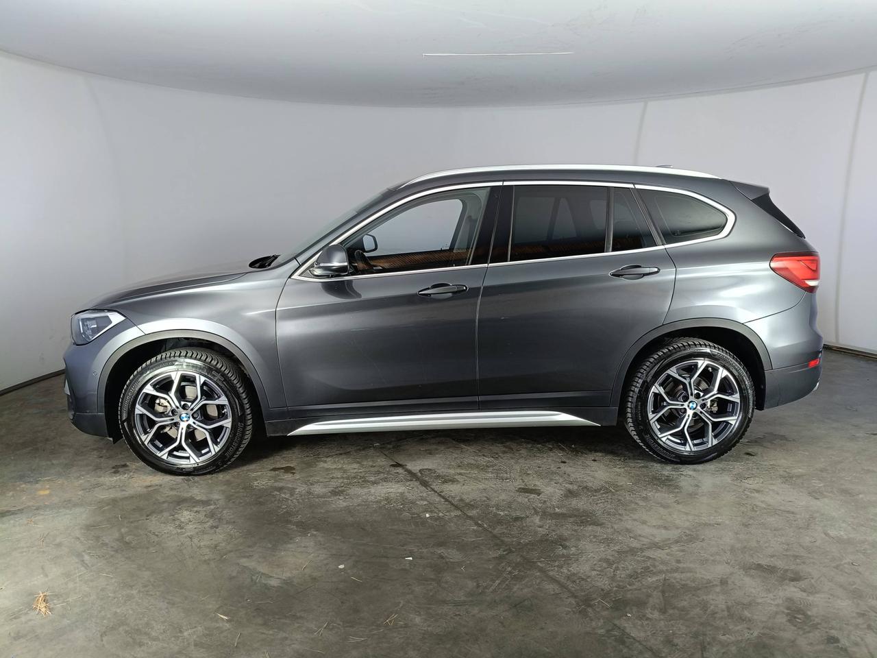 BMW X1 F48 2019 - X1 sdrive18d xLine auto