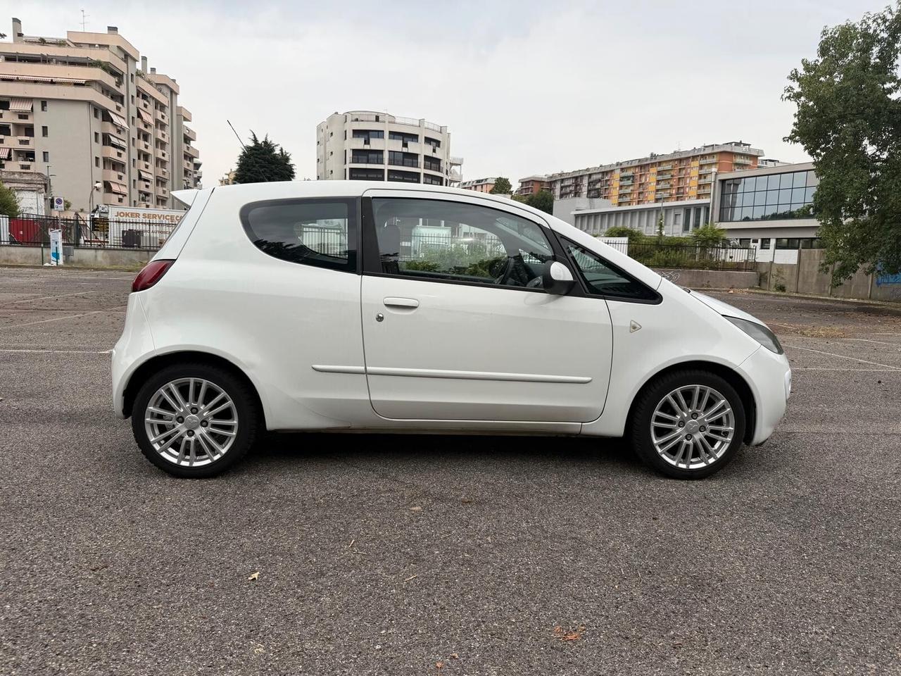 Mitsubishi Colt 1.3 16V 3p. Insport