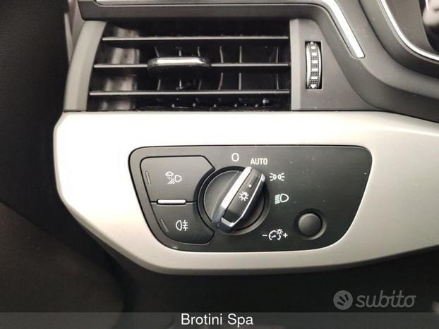 Audi A4 Avant 35 TDI/163 CV S tronic Business...