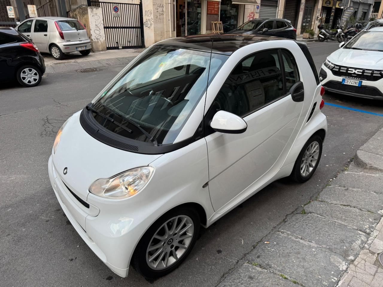 Smart ForTwo 1000 52 kW MHD coupé passion