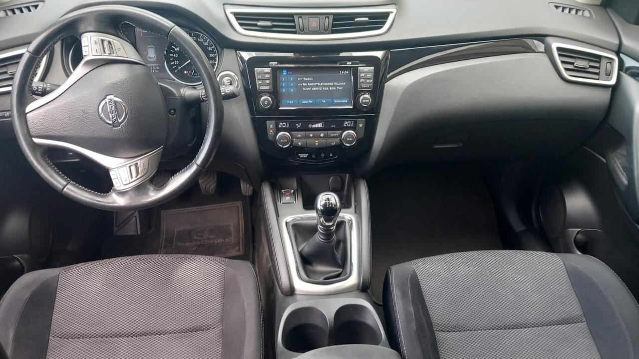 Nissan Qashqai 1.5 dCi 360
