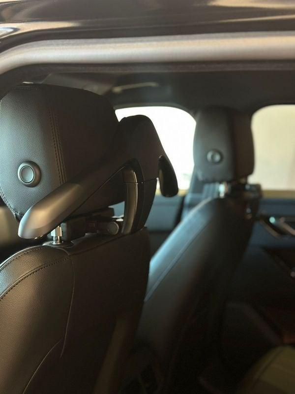 Land Rover Range Rover Velar S D200 AWD Auto