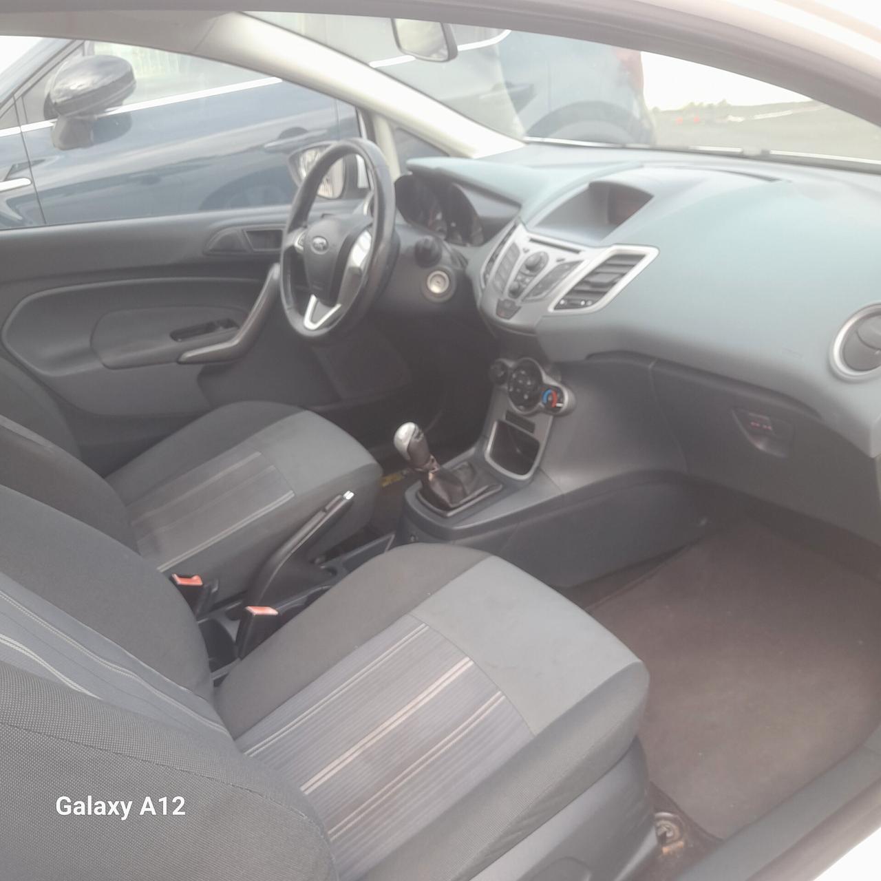 Ford Fiesta 1.4 TDCi 70CV 5 porte