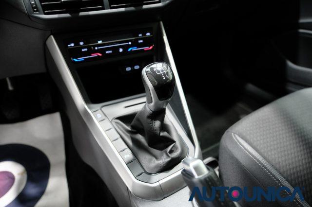 VOLKSWAGEN Polo 1.0 TSI STYLE NEOPATENTATI FARI LED