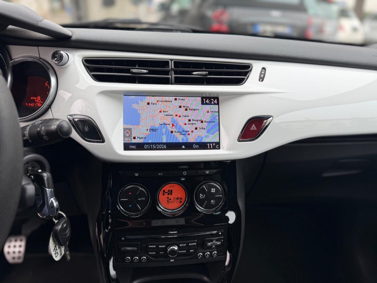 Ds DS3 3 1.6 THP 155 Just Black