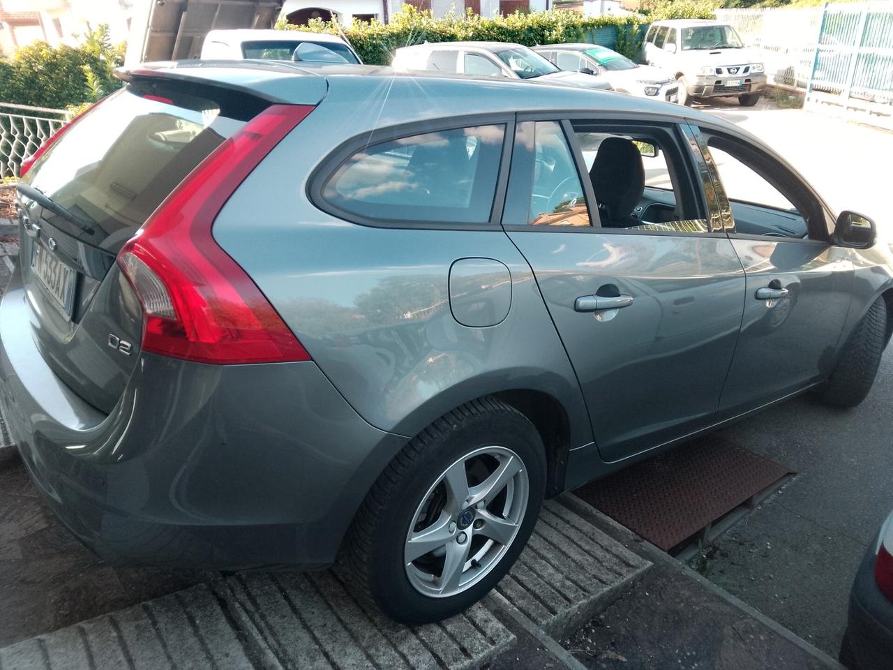 VOLVO V60 D2 2018 SUPERPREZZO