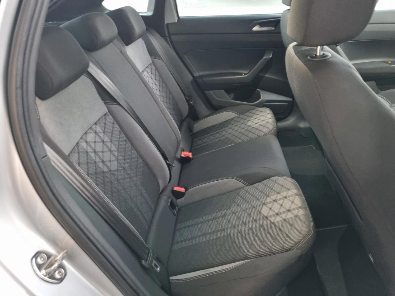 Volkswagen Taigo 1.0 TSI 115 CV R-Line