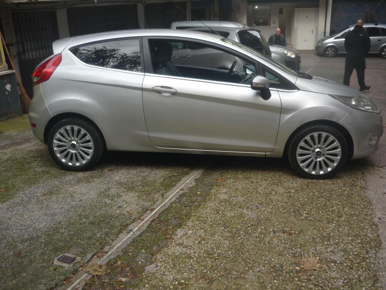 Ford Fiesta Fiesta+ 1.4 TDCi 68CV 3 porte