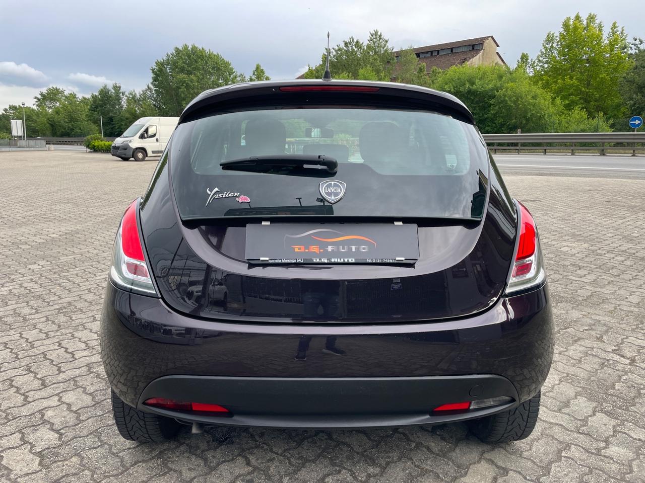 Lancia Ypsilon 1.2 69 CV 5 porte GPL Ecochic Elefantino