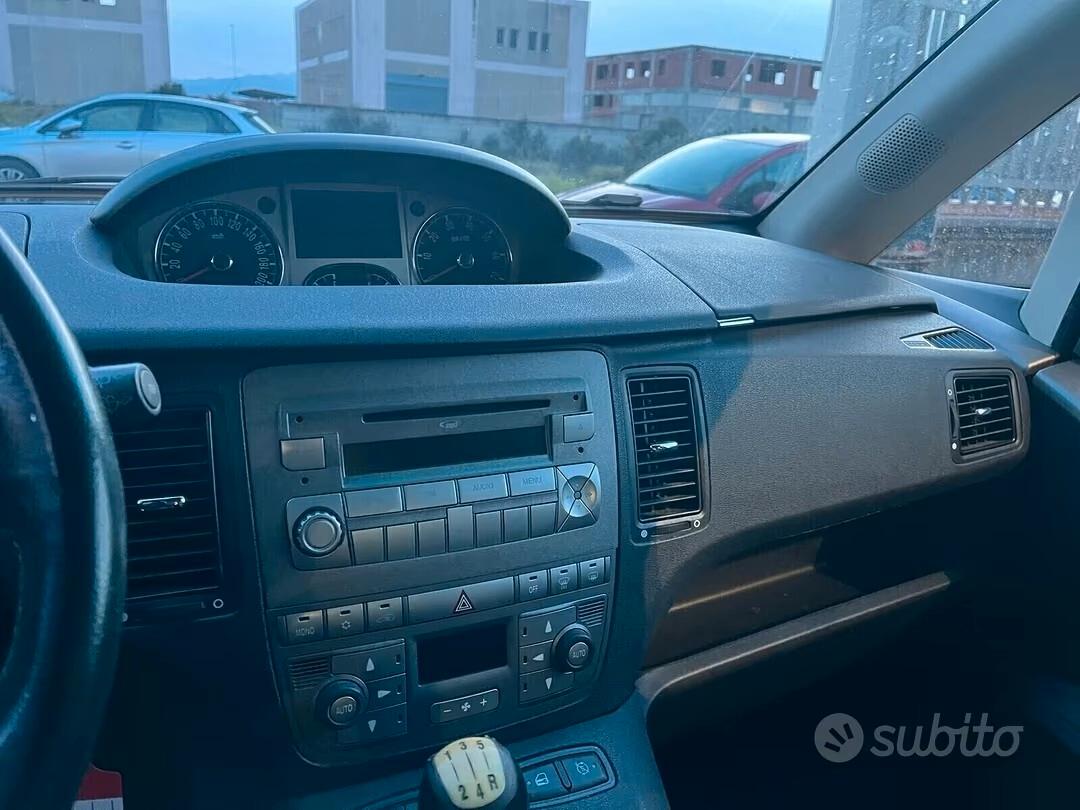 Lancia MUSA 1.3 Mjt 95 CV Diva 2012