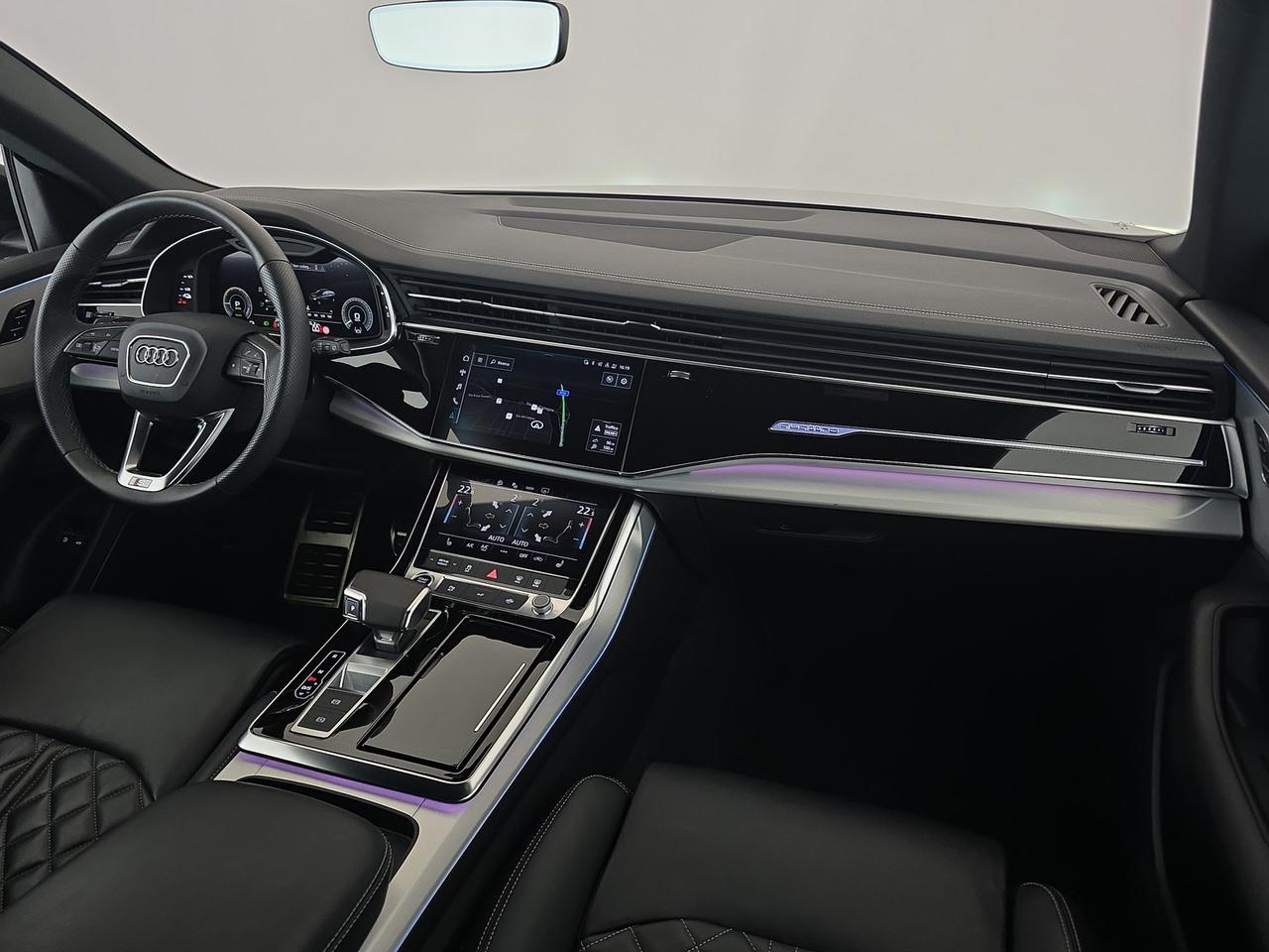 Audi Q8 60 3.0 tfsi e s line plus quattro tiptronic