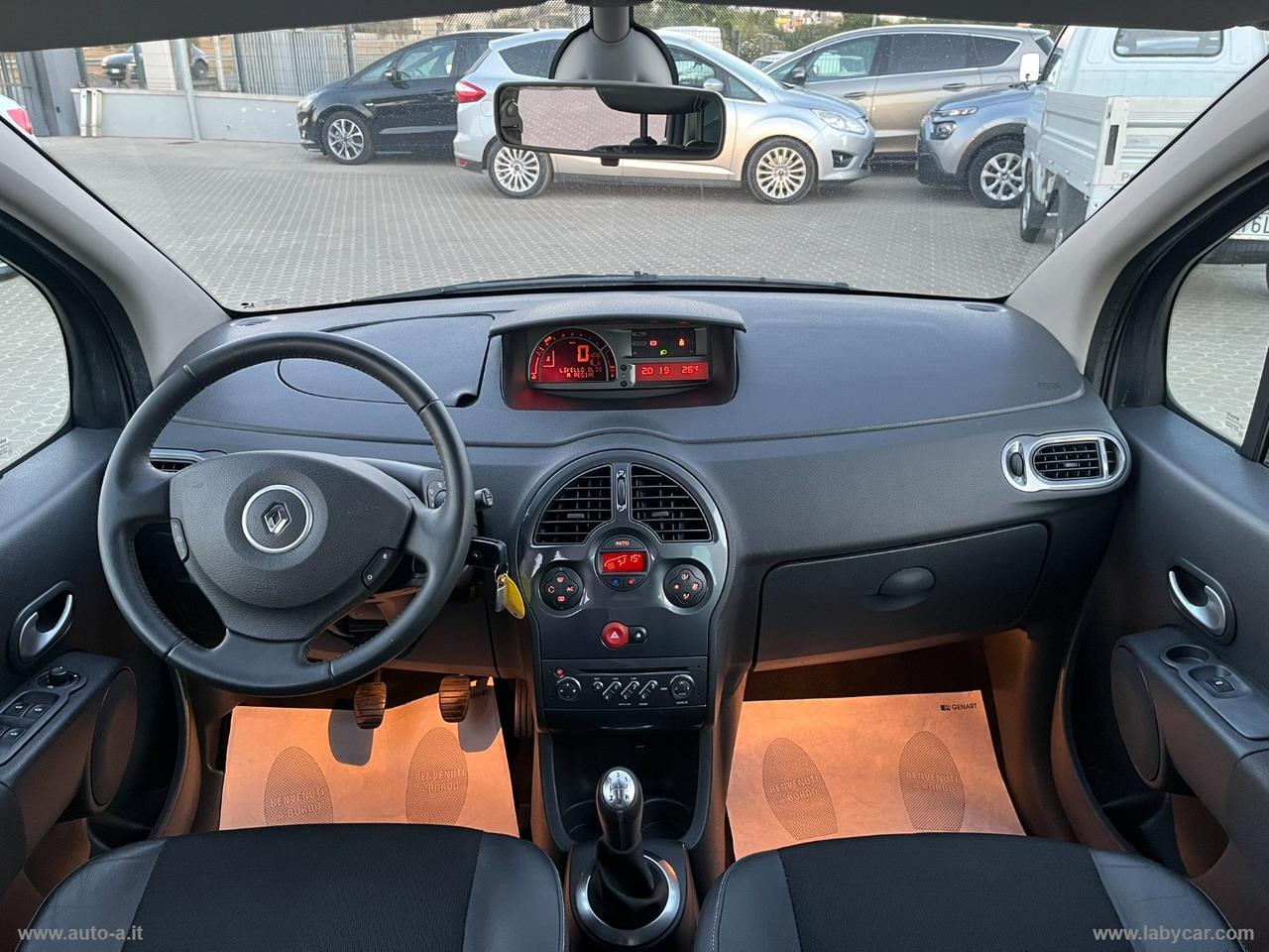 RENAULT Grand Modus 1.5 dCi 90 CV Night&Day