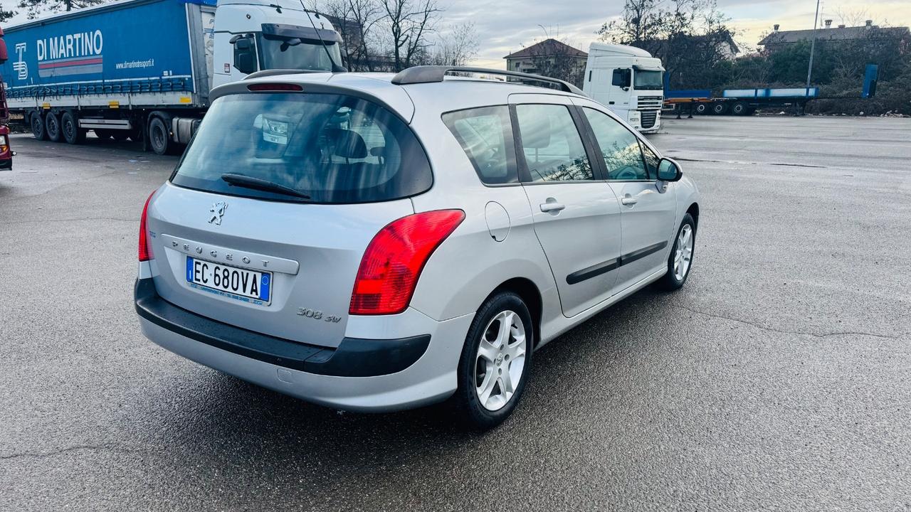 Peugeot 308 1.6 HDi 110CV SW Ciel Sportium