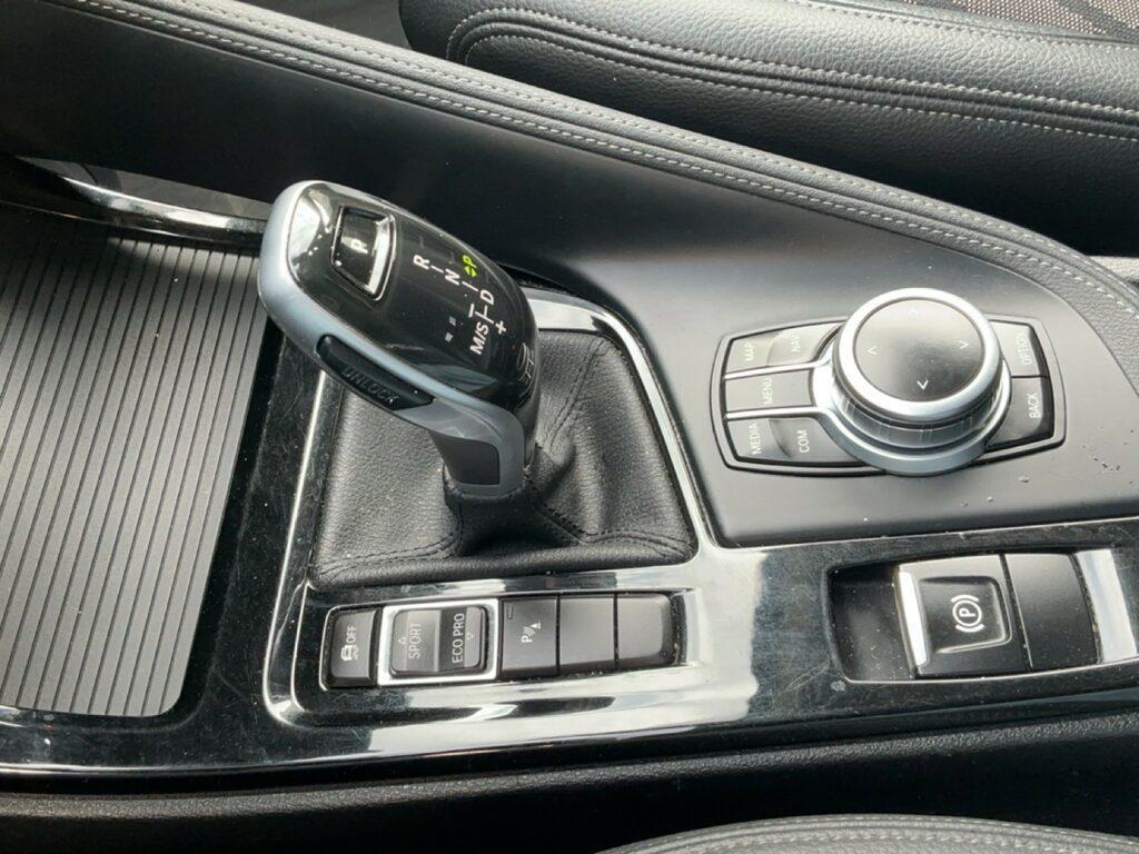 BMW X1 18 d xLine sDrive Steptronic