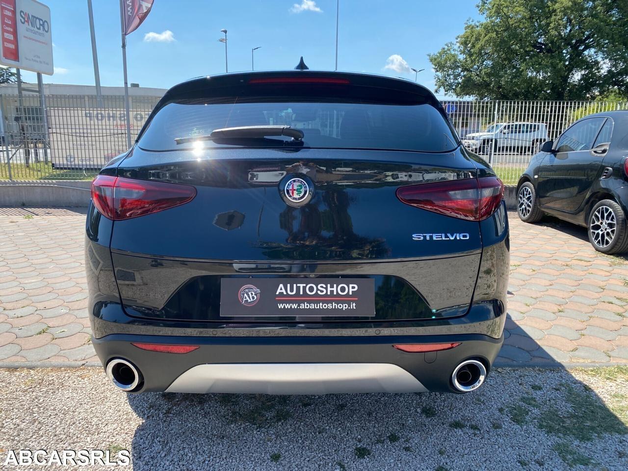 ALFA ROMEO - Stelvio - 2.2 T.diesel 180CV AT8 RWD - PERMUTE - FINANZIABILE