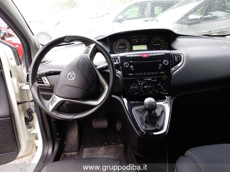 Lancia Ypsilon III 2011 Benzina 0.9 t.air S MomoDesign s&s 85cv dfn E6