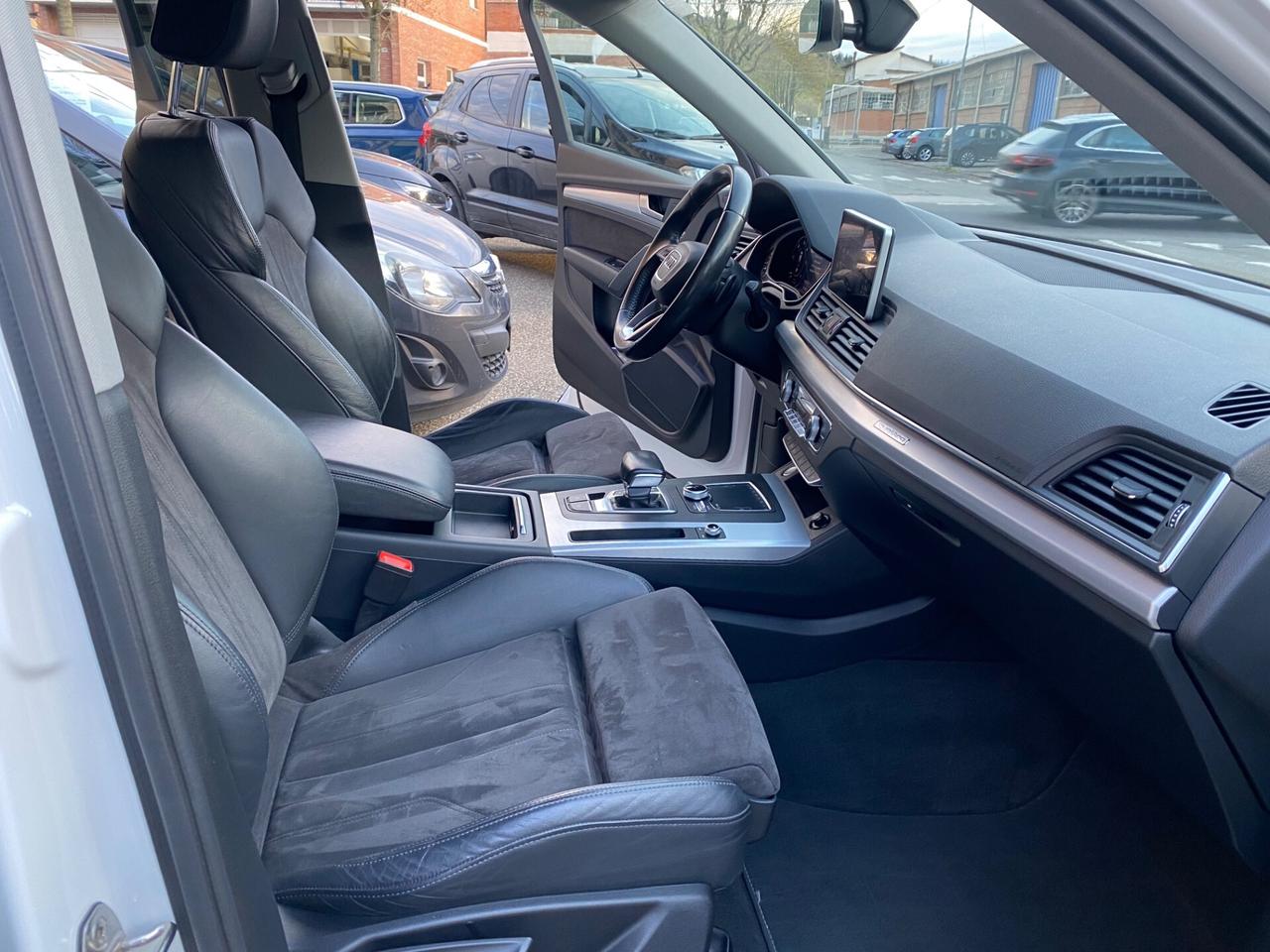 Audi Q5 2.0 TDI quattro S tronic Design Sport