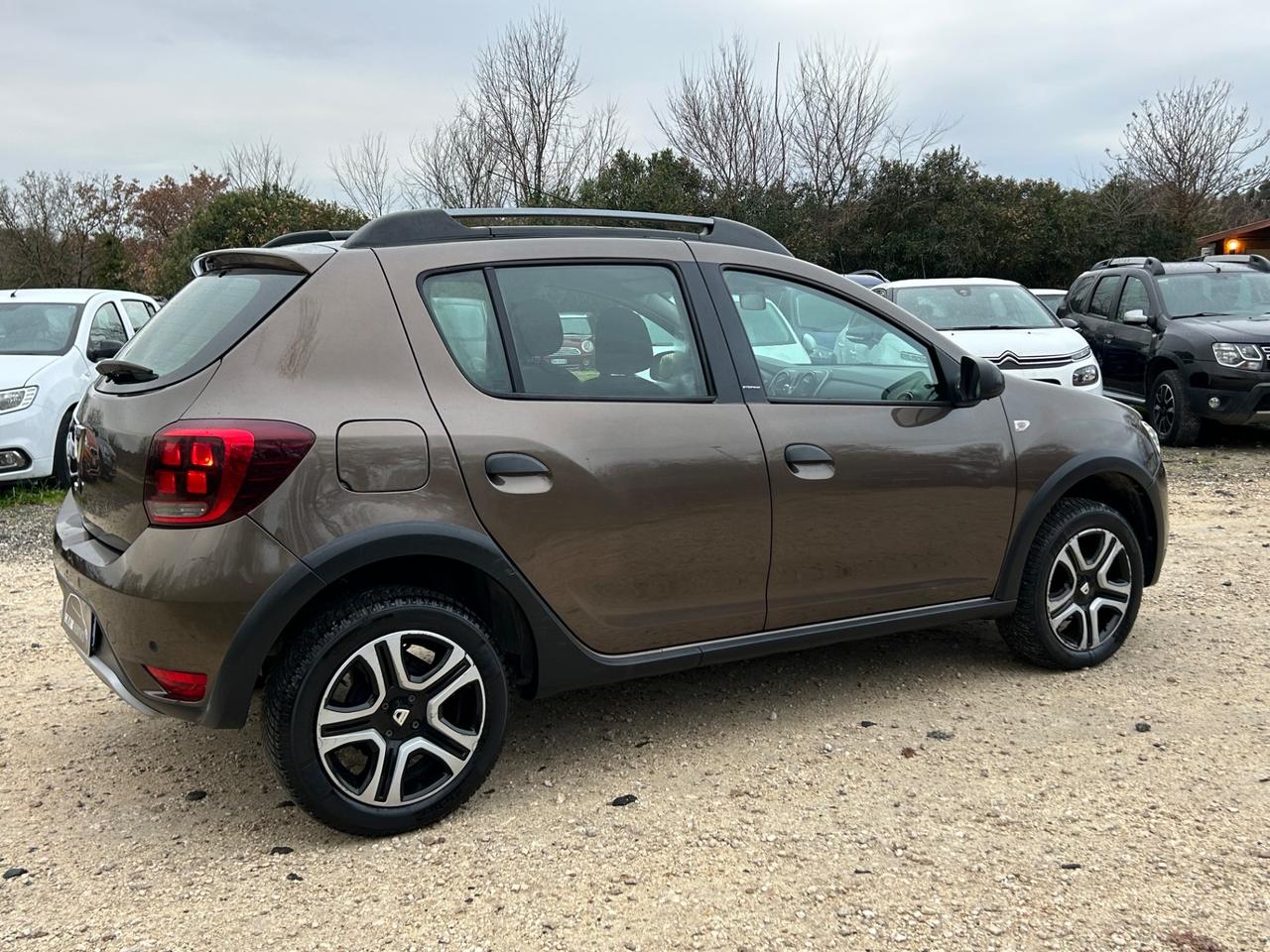 Dacia Sandero Stepway 0.9 TCe Turbo GPL 90 CV S&S Comfort